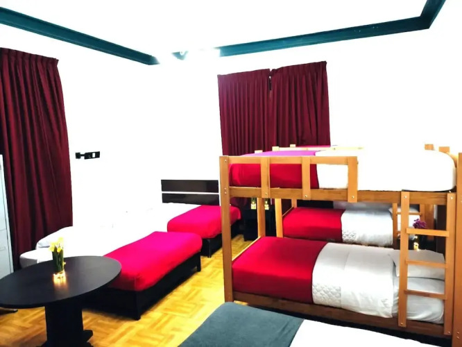 Green Orchid Hostel — фото 2