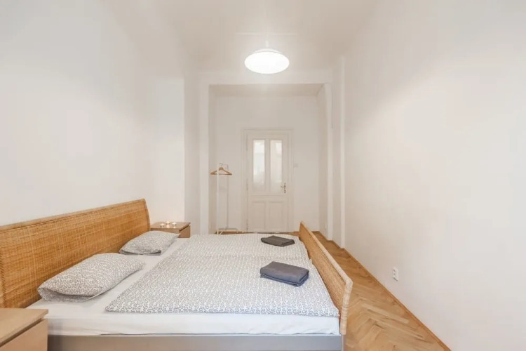 Central Apt with Netflix subscription — фото 2