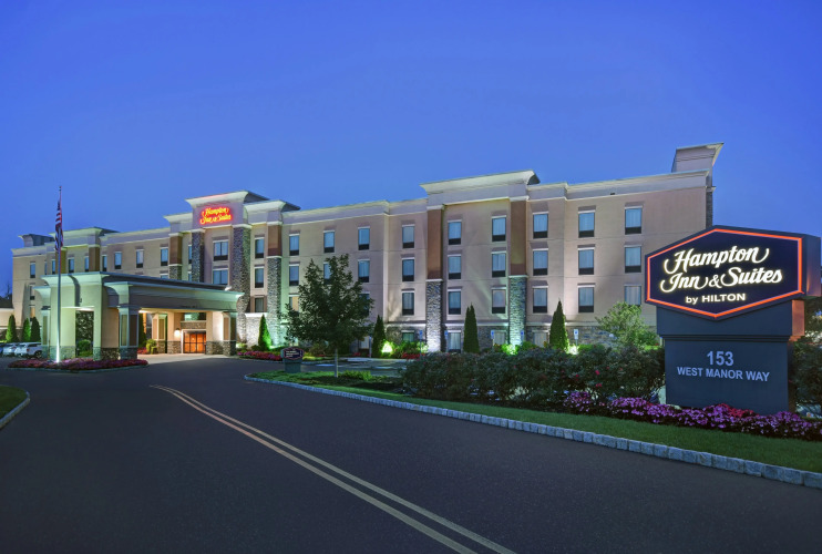 Hampton Inn & Suites Robbinsville