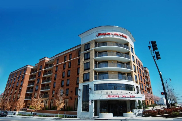 Hampton Inn & Suites Nashville Downtown