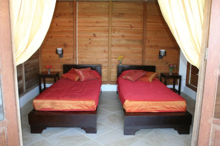 Statia Lodge — фото 2