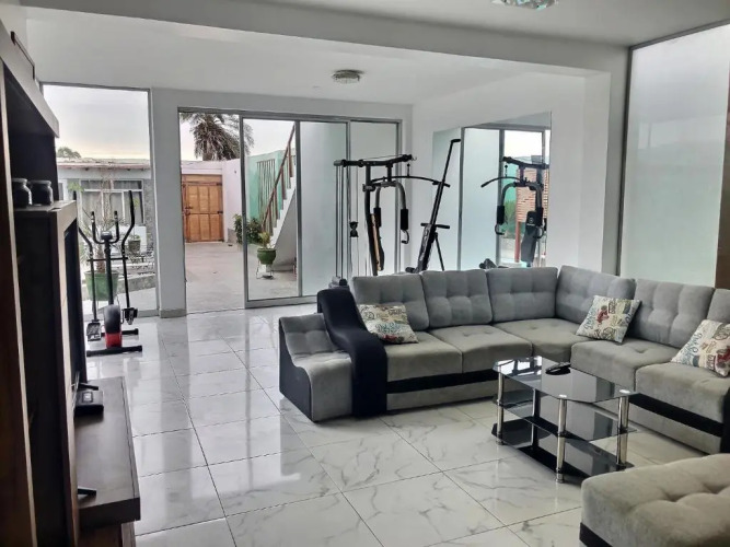 Spacious Modern Beach House — фото 2