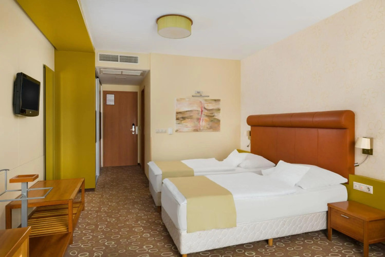 Corso Hotel Pécs — фото 3