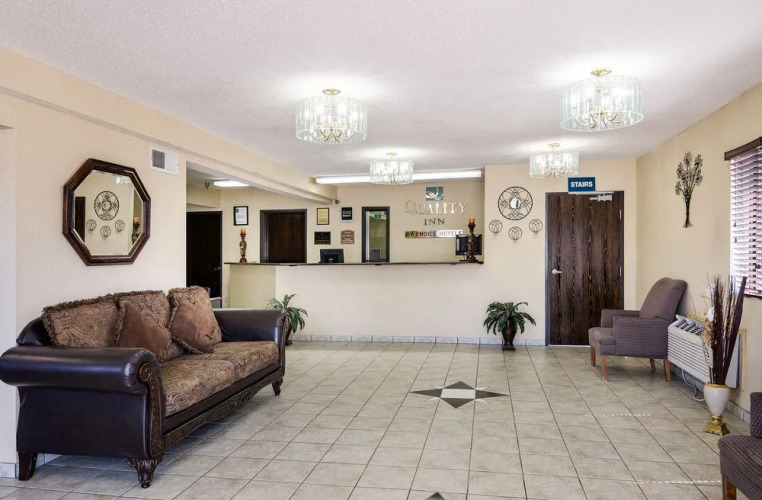 Quality Inn — фото 2