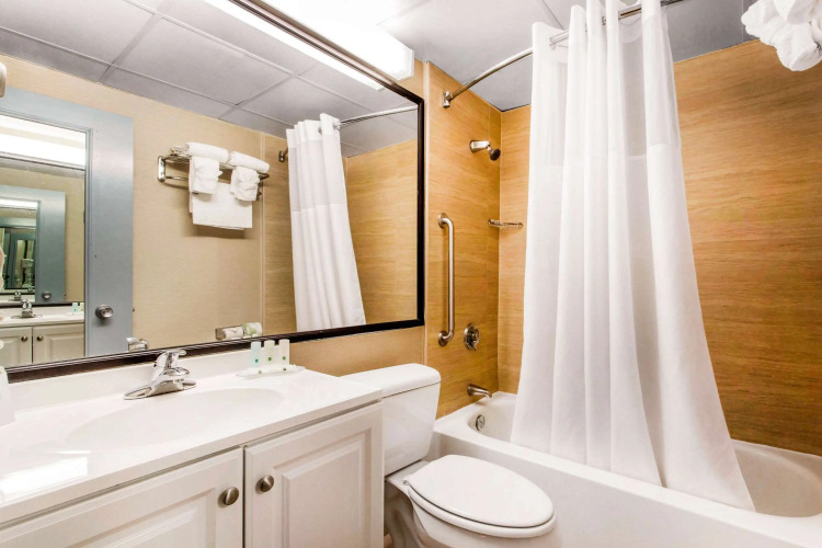 Quality Inn West Springfield — фото 3