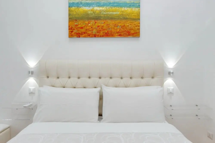 Chic Modern Apartment — фото 2