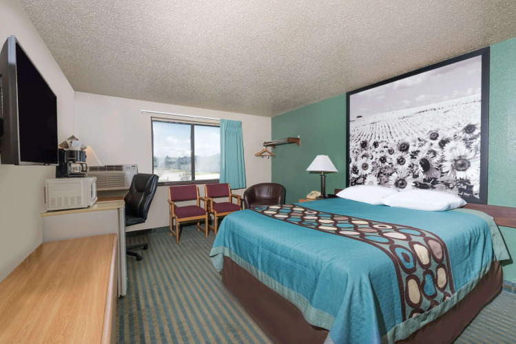 Super 8 by Wyndham Devils Lake — фото 4