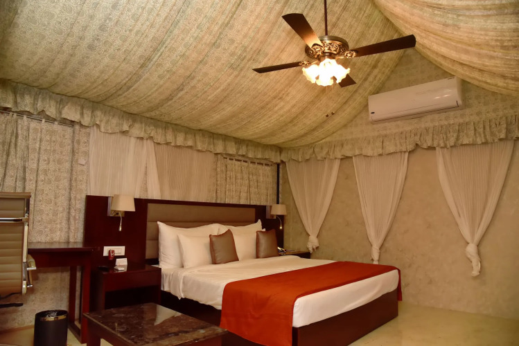 Pride Hotel & Convention Centre Indore — фото 3