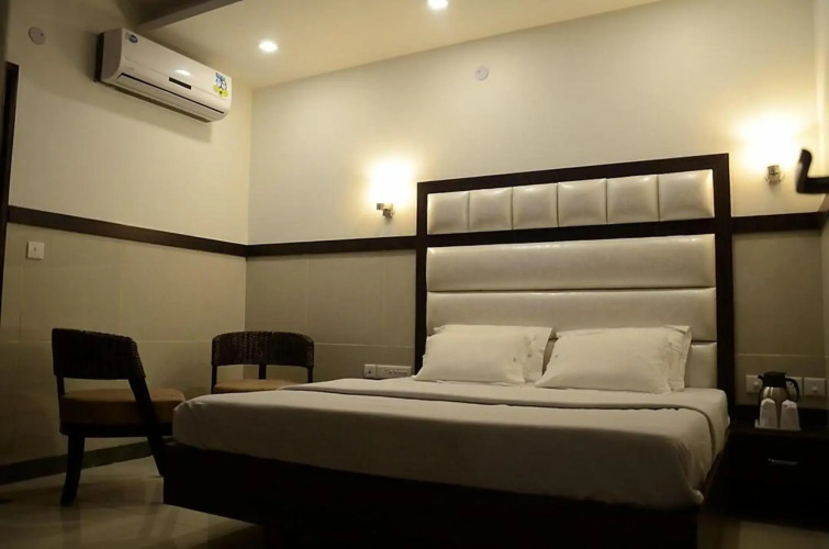 Satyam Hotel — фото 3