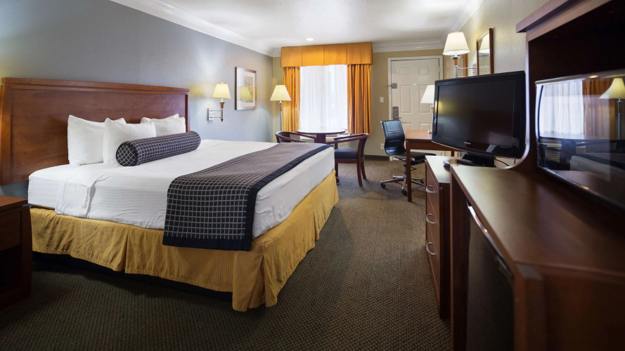 Best Western Angleton Inn — фото 3