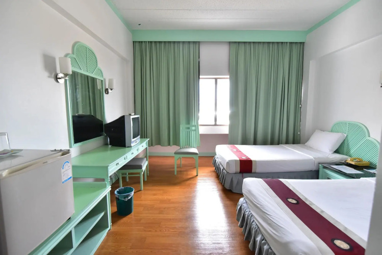 Thumrin Hotel — фото 2