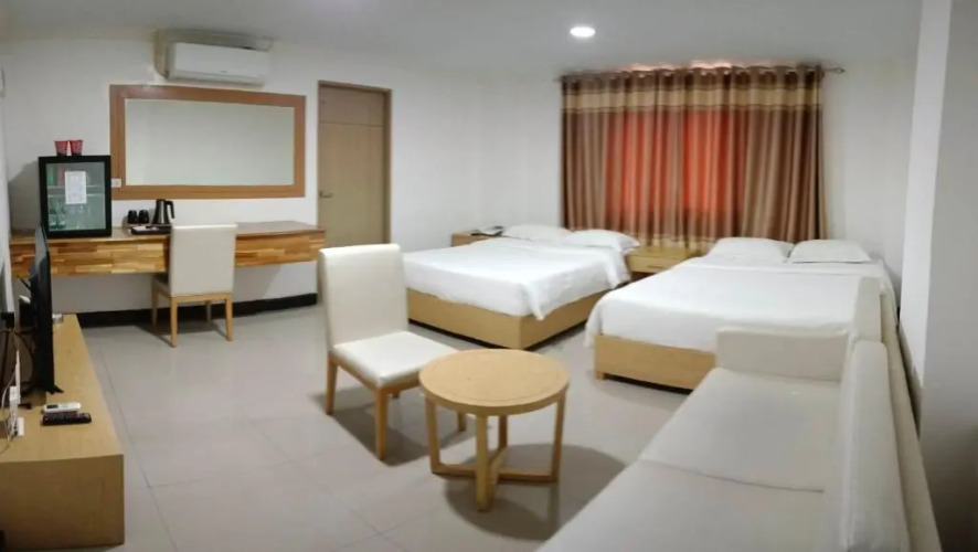 Punta Clark Hotel