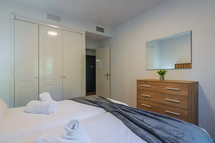 2-bedroom Beachfront Apartment — фото 3
