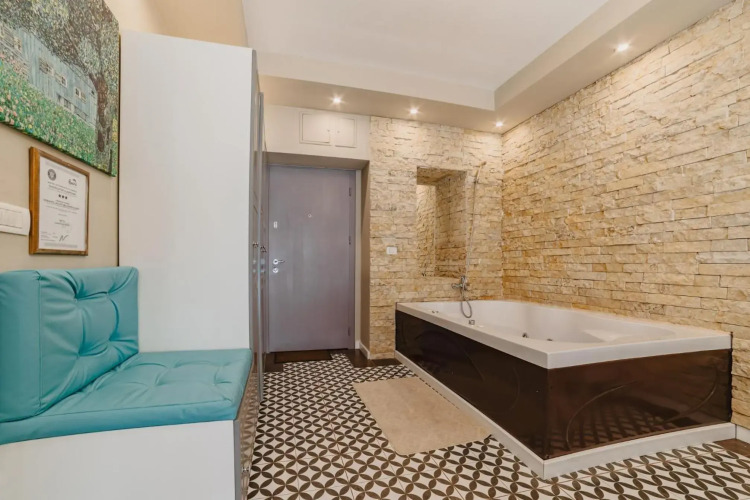 Romantic Jacuzzi Belleview Studio — фото 5
