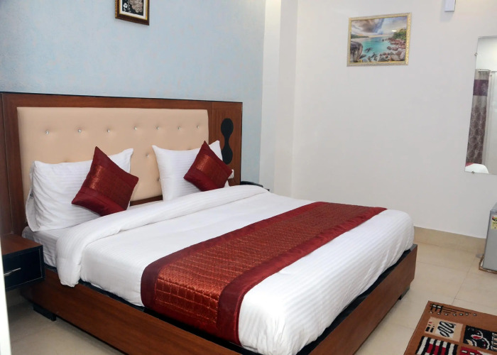 Hotel Noida Suites — фото 3