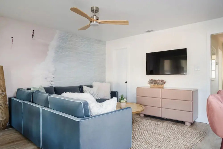 Haleys Court Boutique Motel