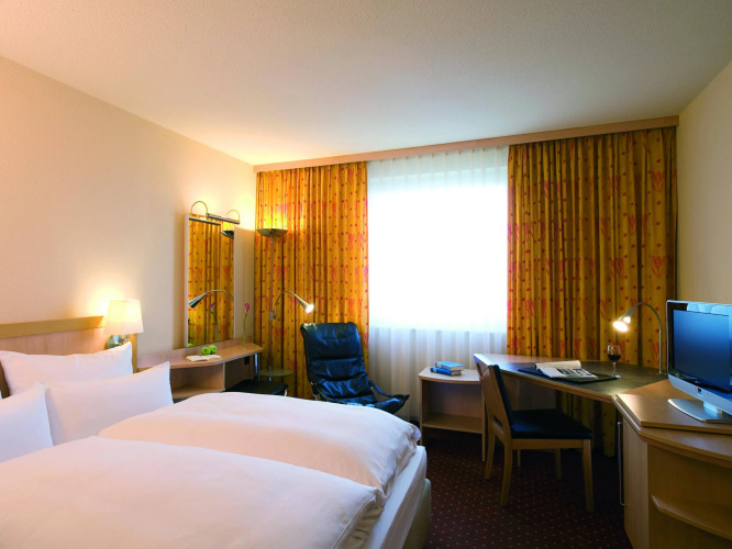 ibis Styles Berlin-Treptow — фото 3