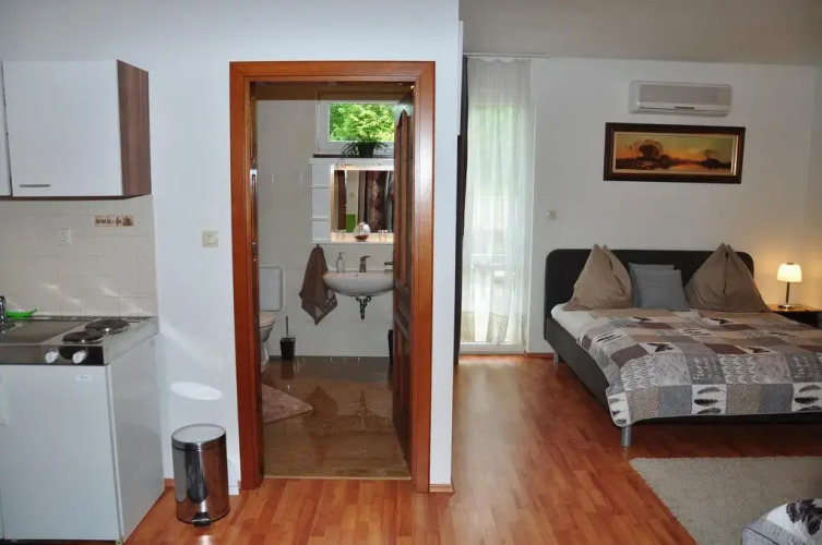 Farkas Apartman — фото 2