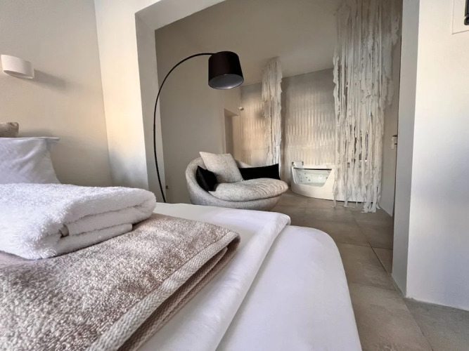 Perla Coco Jacuzzi Suites — фото 2
