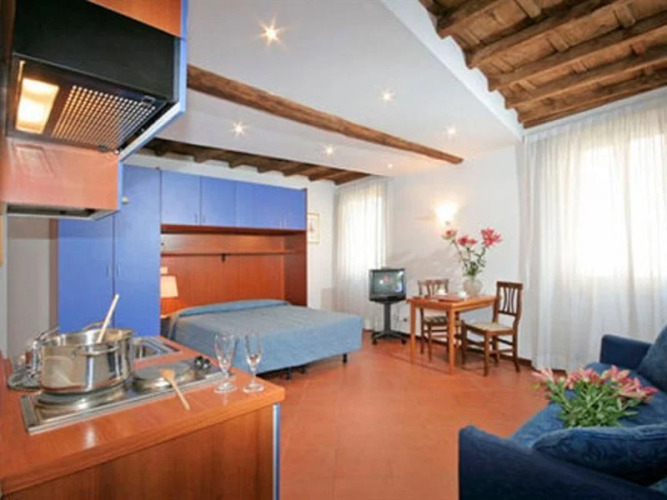 Daisy Apartment