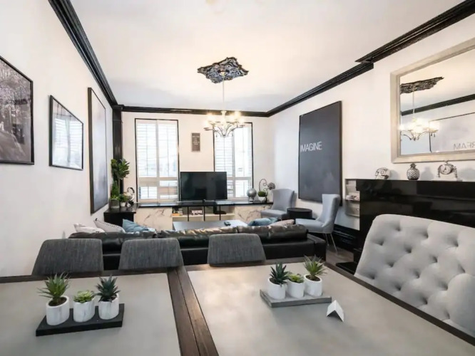 Chic 3 Bedroom 2 Storey Loft — фото 4