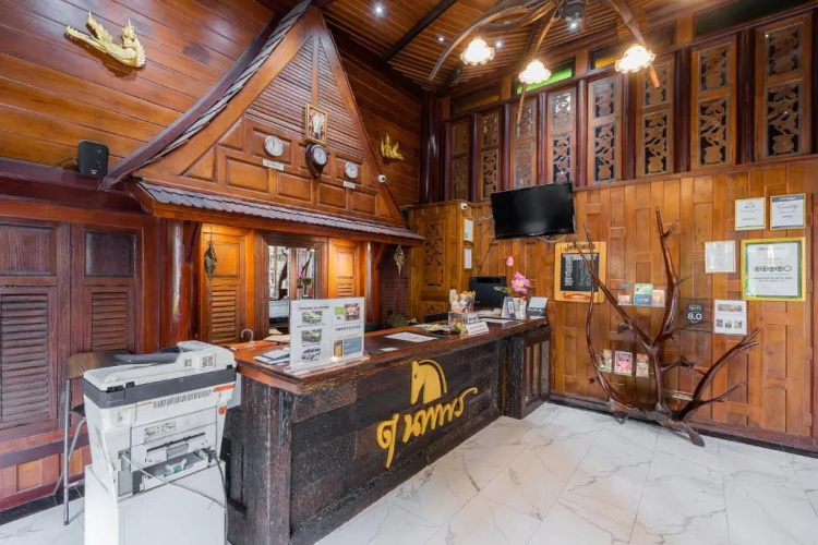 True Siam Phayathai Hotel - SHA Extra Plus Certified