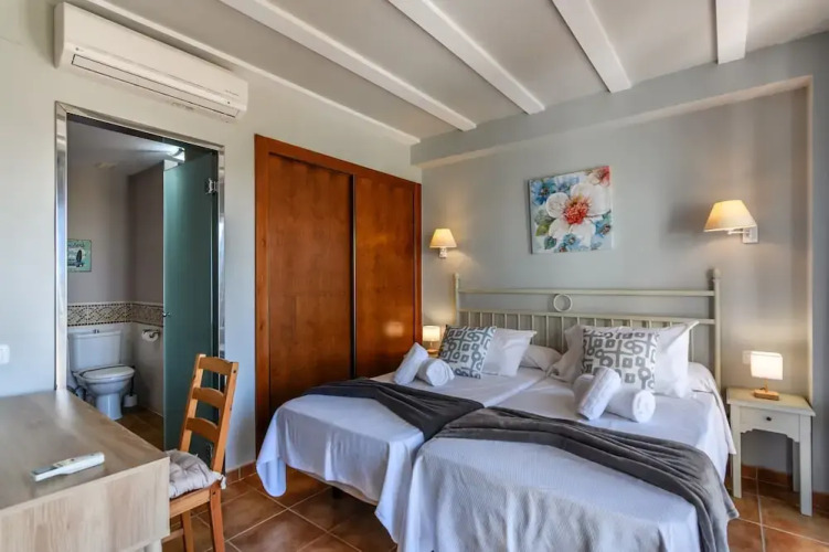 Ideal Apartment With Golf Course Views — фото 3