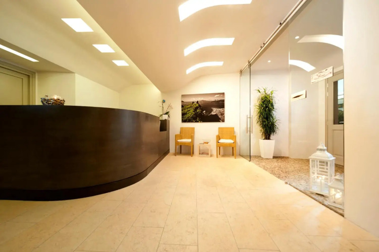 Panorama Studios & Suites