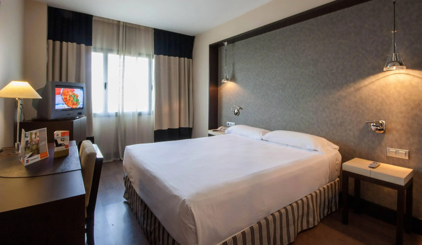 Hotel Mercader — фото 4