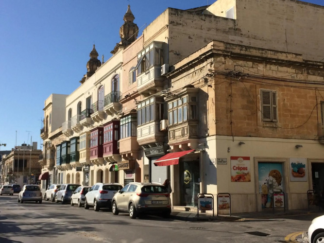 Seafront apartment between Valletta and Sliema — фото 2