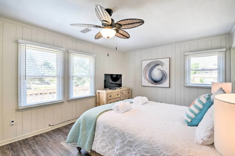 Kitty Hawk Coastal Escape w/ Updated Interior! — фото 4