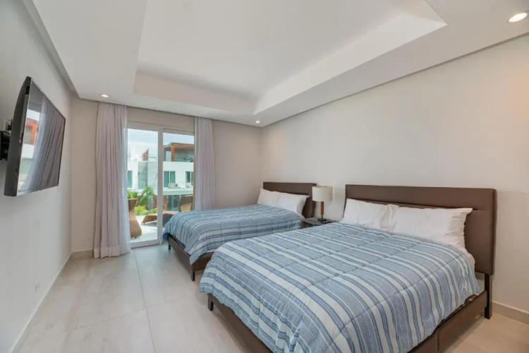 Ocean One Roatan — фото 3