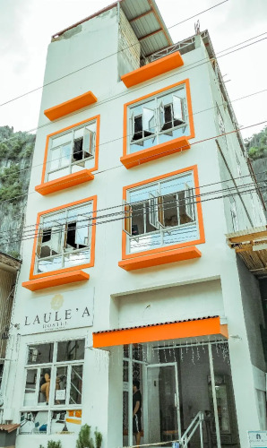 Laule'a Hostel