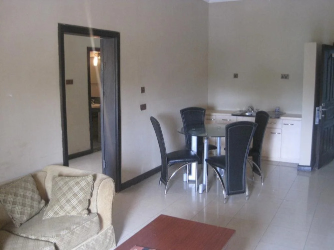 Axari Hotel & Suites