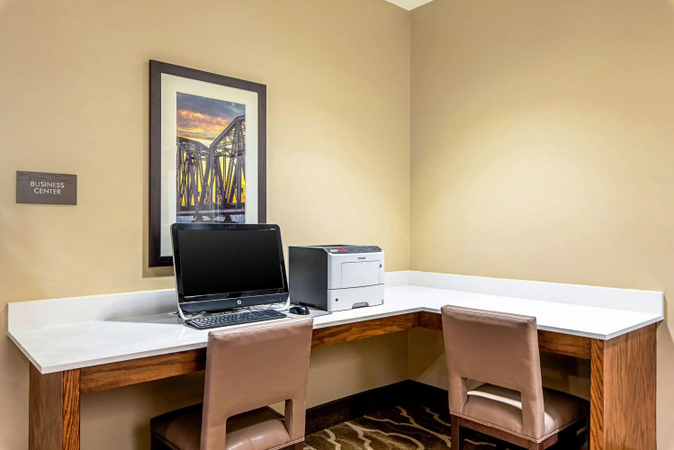 Comfort Inn & Suites Pine Bluff — фото 3