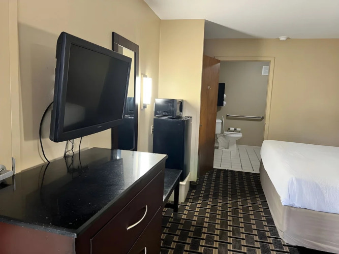 Days Inn & Suites Pine Bluff — фото 3