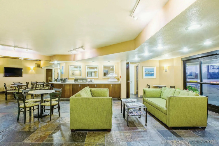 Hampton Inn Monterey — фото 2