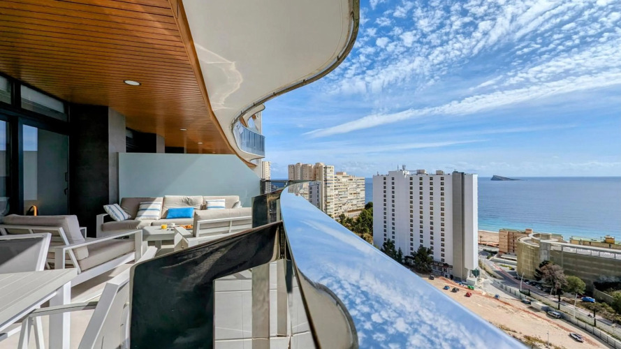 SUNSET WAVES luxury apartment — фото 2