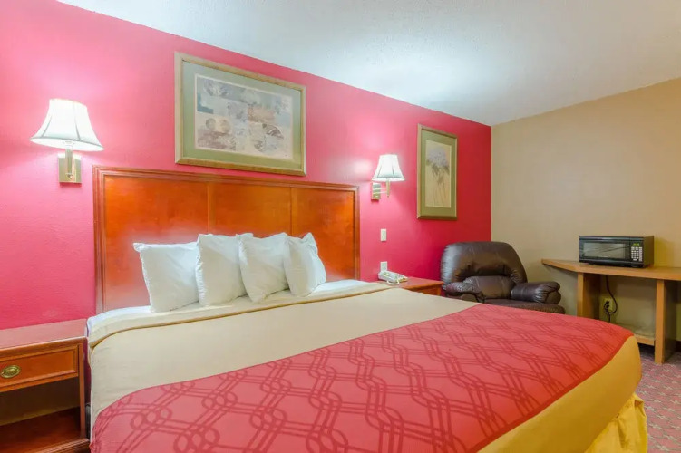 Mitchell Inn and Suites — фото 5