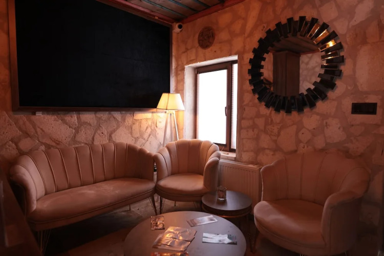 Stone Owl Hotel — фото 3
