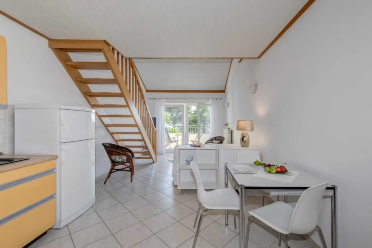 Beachfront apartment Milan with balcony — фото 4