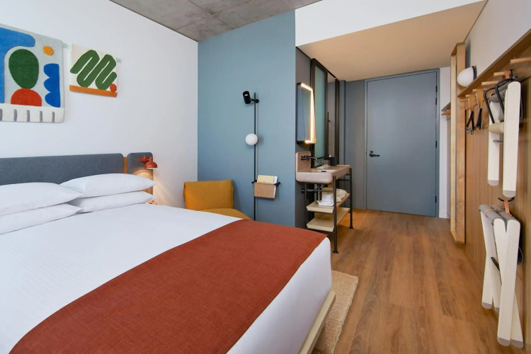 Moxy Sydney Airport