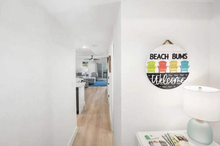 Direct Ocean View Steps to Beach Modern Updates — фото 2