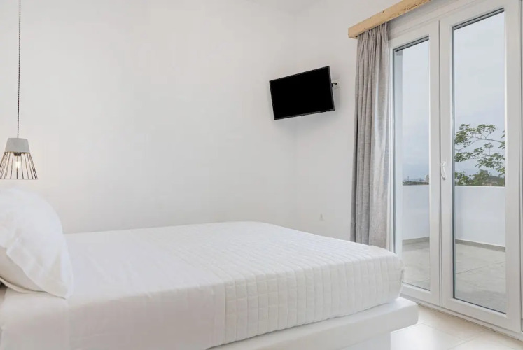 Irida Vacation Suites — фото 4