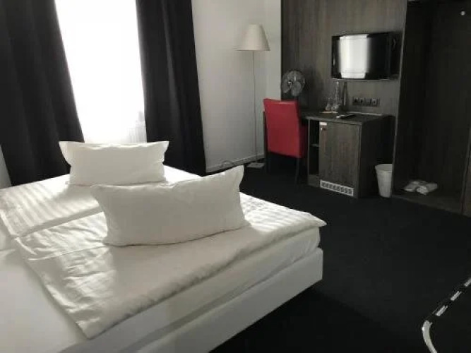 CS Hotel Schweiger — фото 3