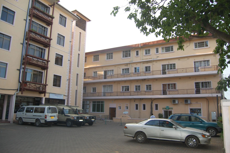 New Safari Hotel