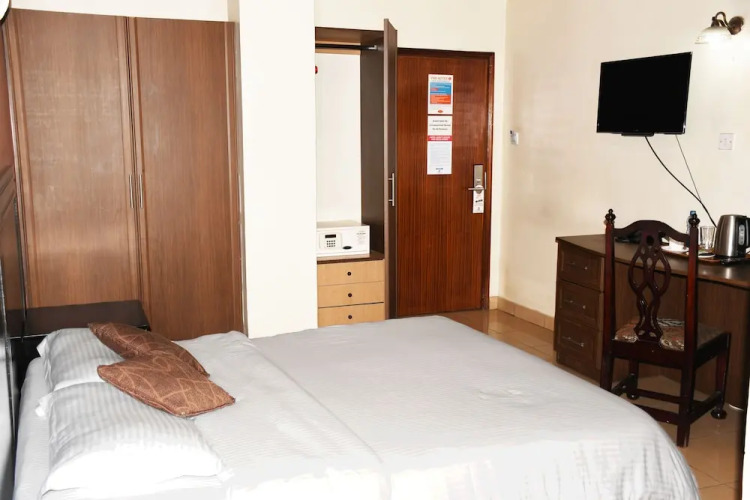 Jamia Central Hotel — фото 4