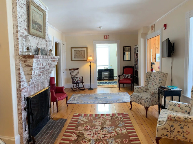 The Blue Shutters Inn — фото 2