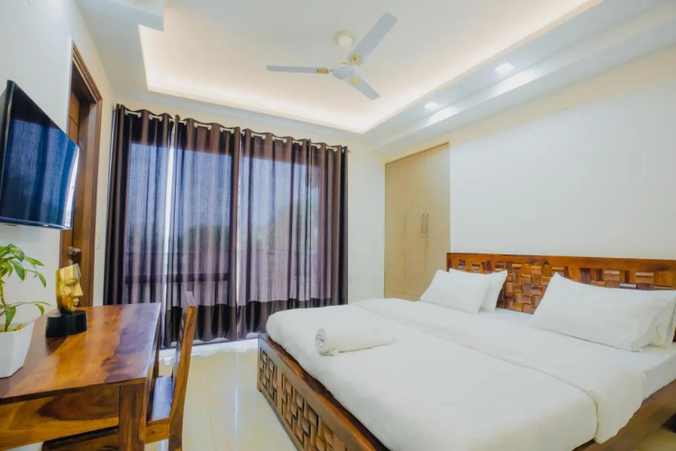 Lime Tree Hotel Golf Course Extension Nearby Grand Hyatt Gurgaon