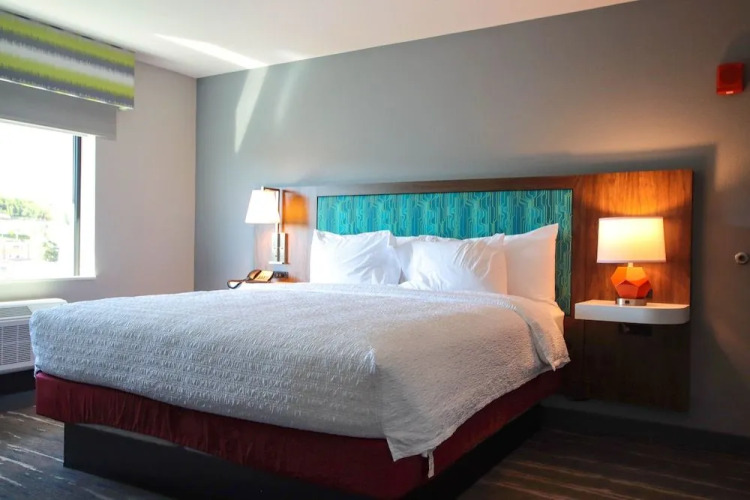 Hampton Inn Lead — фото 2